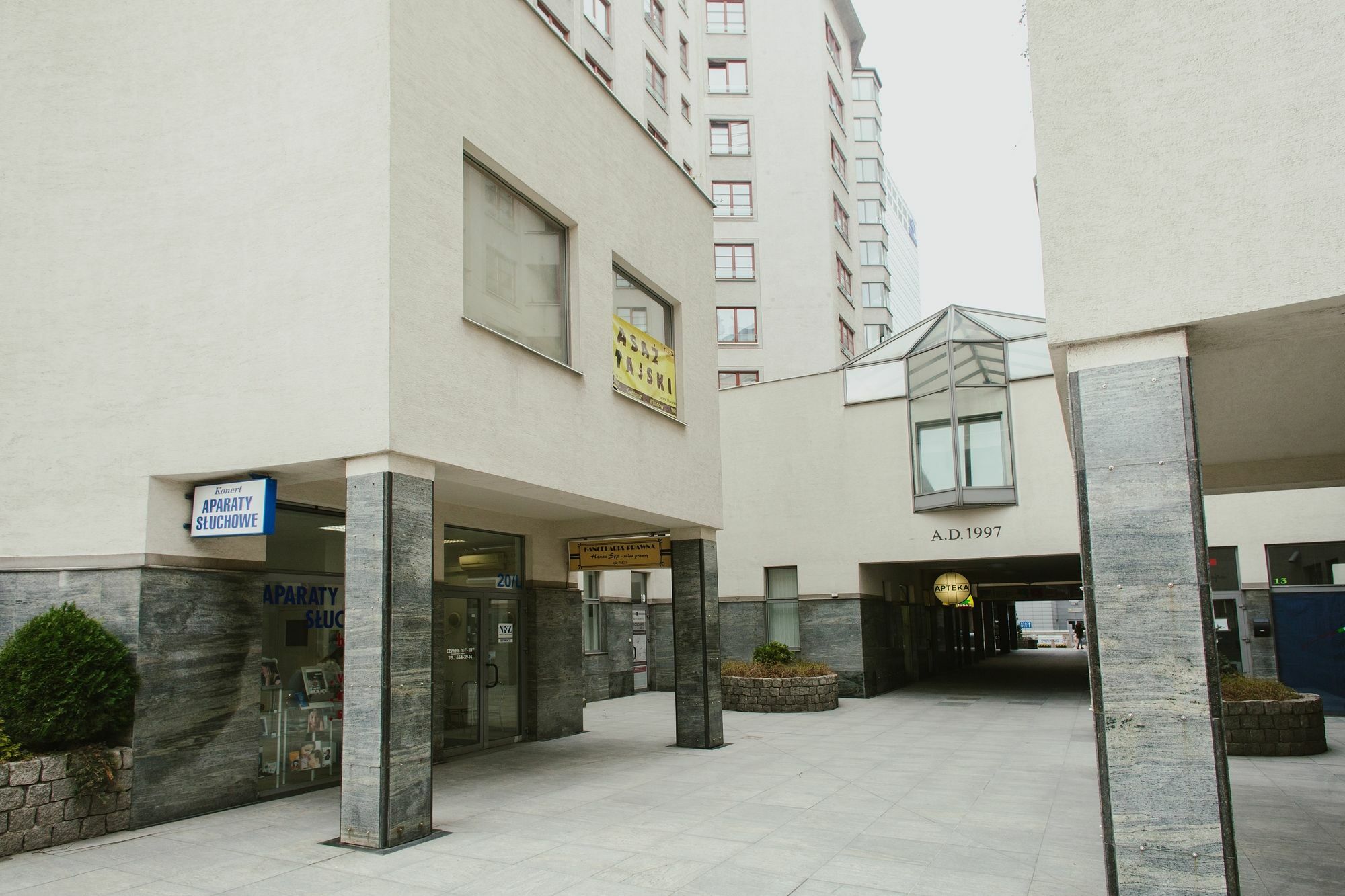 Lucka Rooms Варшава Екстериор снимка